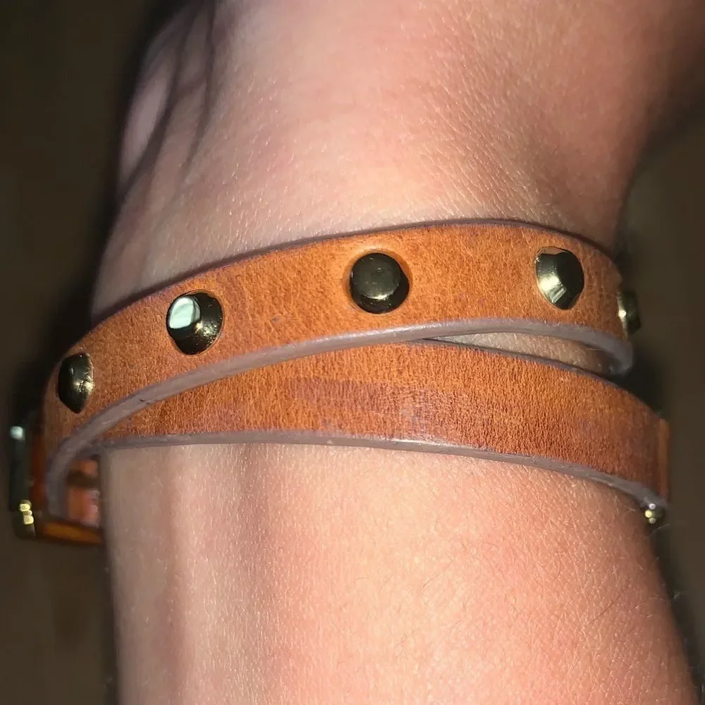 MICHAEL KORS Brown and Gold Wrap Bracelet MICHAEL KORS Brown and Gold Bracelet